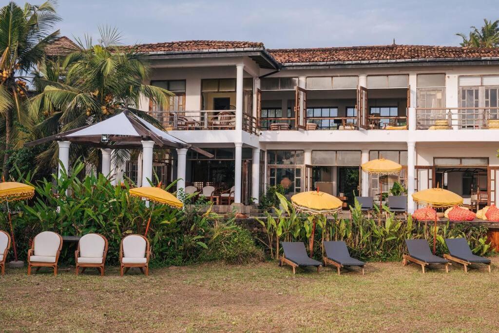 Santi Beach House With Pool & Beach Велигама Экстерьер фото
